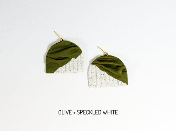 Forma Earrings - Olive and Speckled White