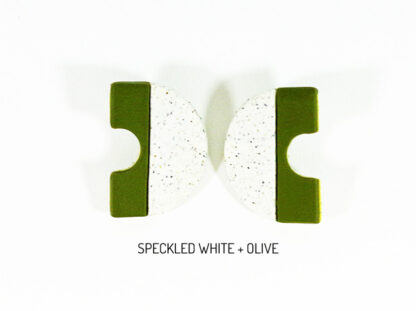 Minimus Earrings - Speckled White and Olive