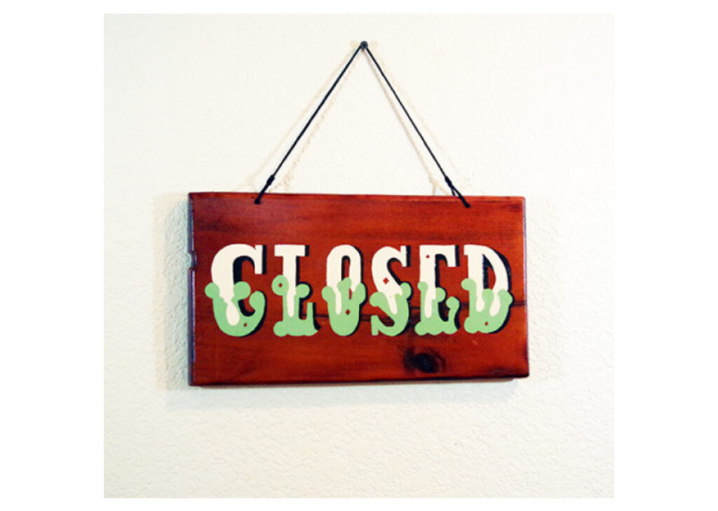 Sign_CLOSED